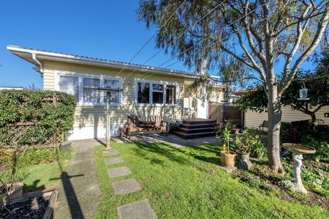 Photo of property in 27 Tawa Street, Levin, 5510