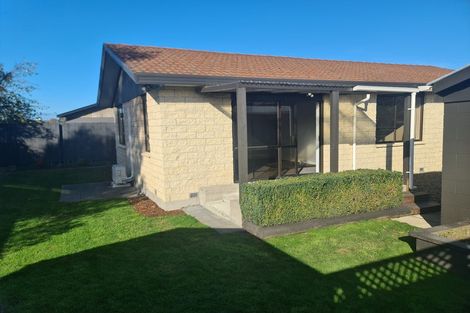 Photo of property in 128a Inwoods Close, Parklands, Christchurch, 8083