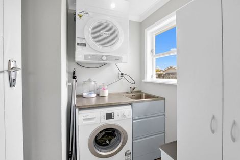 Photo of property in 17 Ferguson Street, Levin, 5510