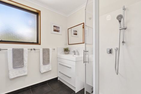 Photo of property in 4 Pisa Moorings Road, Mount Pisa, Cromwell, 9383