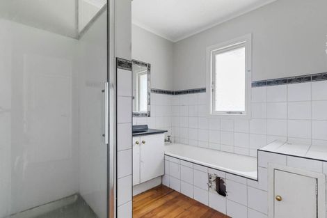 Photo of property in 12 Laureston Avenue, Papatoetoe, Auckland, 2025