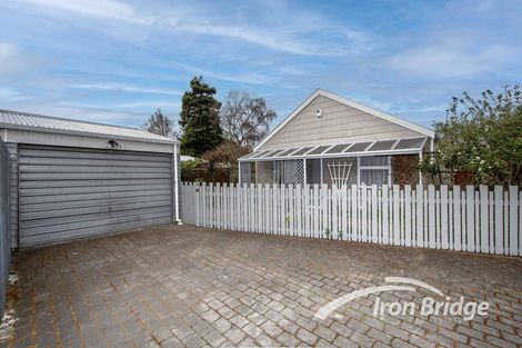 Photo of property in 2/44 Hills Road, Edgeware, Christchurch, 8013