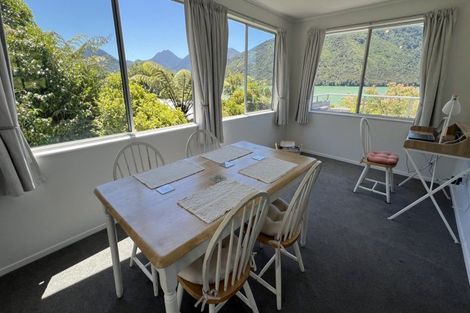 Photo of property in 685 Queen Charlotte Drive, Havelock, Picton, 7281