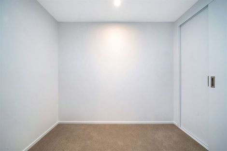 Photo of property in 13 Eileen Newey Place, Henderson, Auckland, 0612