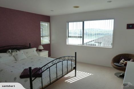 Photo of property in 30 Molyneux Close, Whitby, Porirua, 5024