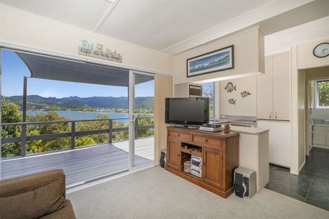 Photo of property in 144 Paku Drive, Tairua, 3508