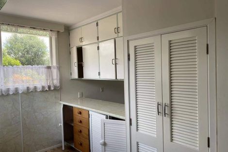 Photo of property in 9 Rickards Place, New Lynn, Auckland, 0600