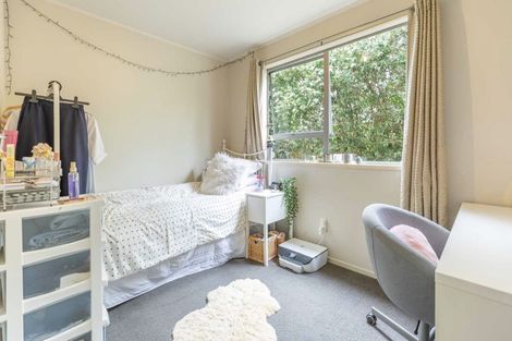 Photo of property in 33 Keegan Drive, Massey, Auckland, 0614