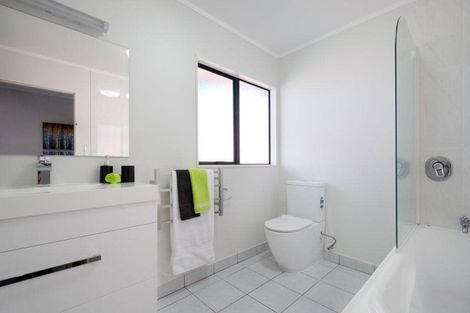 Photo of property in 77a Mcleod Road, Te Atatu South, Auckland, 0610