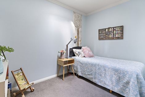 Photo of property in 6 Humphries Street, Greytown, 5712