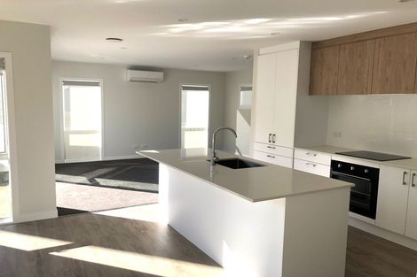 Photo of property in 7b Ron Parlane Place, Titahi Bay, Porirua, 5022