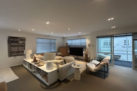 Photo of property in 12a Glenmore Street, Thorndon, Wellington, 6011