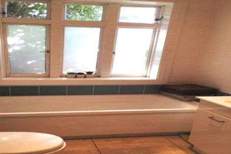 Photo of property in 74 Edward Avenue, Edgeware, Christchurch, 8013