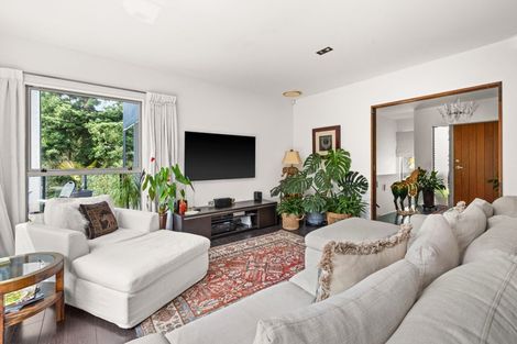 Photo of property in 27a Hikanui Drive, Havelock North, 4130