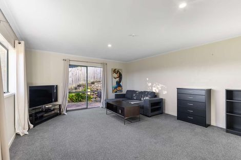 Photo of property in 33 Olympus Way, Richmond, 7020