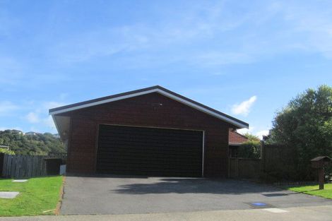 Photo of property in 34 Sailmaker Close, Whitby, Porirua, 5024