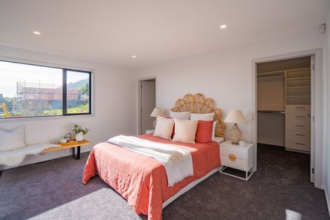 Photo of property in 92 Kotare Street, Waikanae, 5036