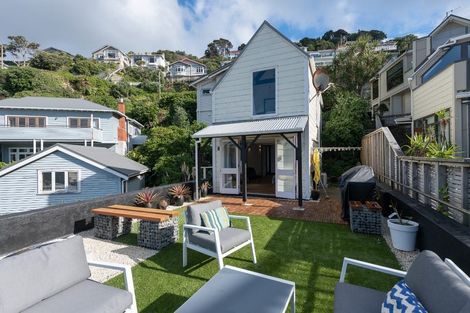 Photo of property in 77f2 Maida Vale Road, Roseneath, Wellington, 6011