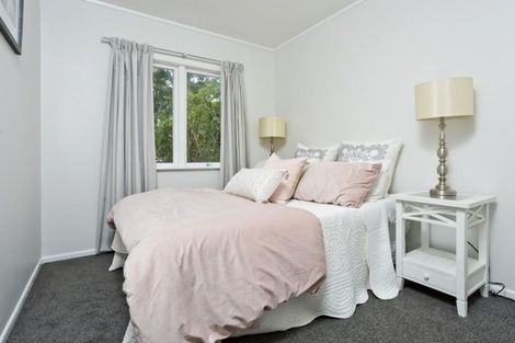 Photo of property in 1/97 Eskdale Road, Birkdale, Auckland, 0626
