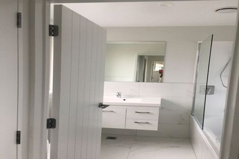 Photo of property in 7a Yeoman Place, Howick, Auckland, 2014