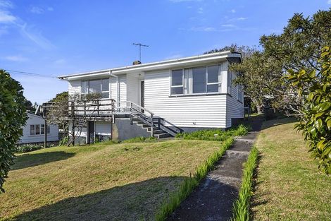 Photo of property in 4 Clerke Place, Marfell, New Plymouth, 4310