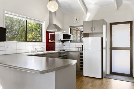 Photo of property in 5 Kempton Place, Richmond Heights, Taupo, 3330