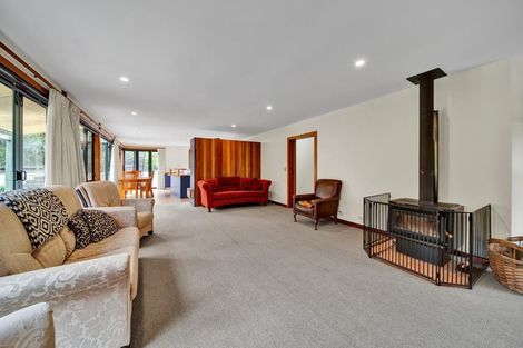Photo of property in 2 Victoria Road, Omata, New Plymouth, 4374