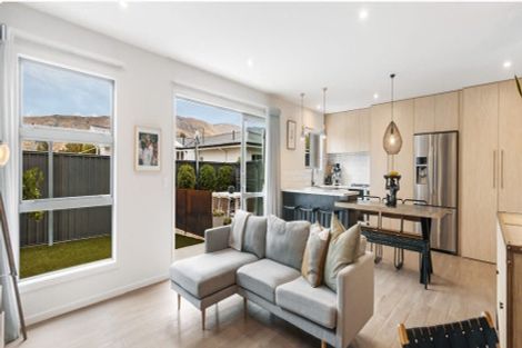 Photo of property in 16 Beveridge Road, One Tree Point, 0118