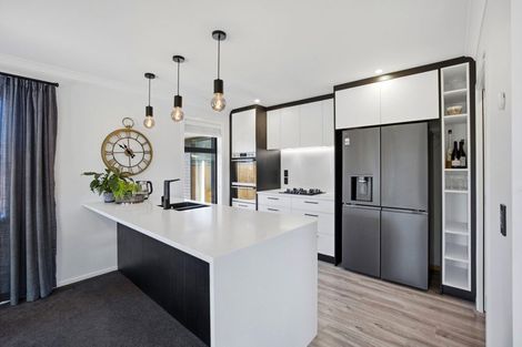 Photo of property in 16 Thomas Way, Brightwater, 7022