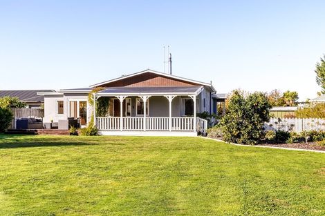 Photo of property in 241 Queen Victoria Street, Motueka, 7120