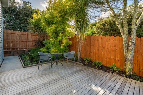 Photo of property in 15 Rosario Crescent, Red Beach, 0932