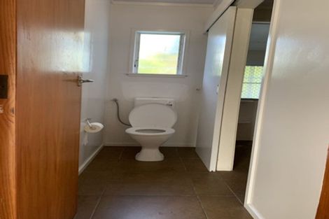 Photo of property in 1 Sovereign Place, Glenfield, Auckland, 0629