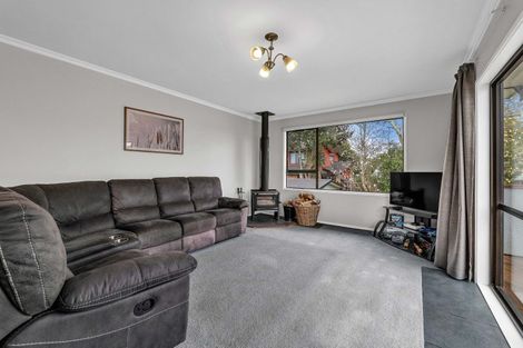 Photo of property in 45 Heta Road, Highlands Park, New Plymouth, 4312