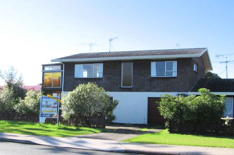 Photo of property in 1b Elizabeth Street, Orewa, 0931