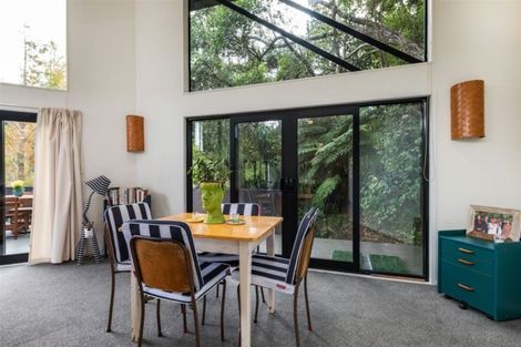 Photo of property in 69 Paturoa Road, Titirangi, Auckland, 0604