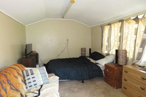 Photo of property in 10 Fonblanque Street, Westport, 7825