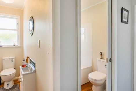 Photo of property in 70 Michael Road, Paraparaumu Beach, Paraparaumu, 5032