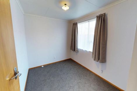 Photo of property in 8 Kiwi Court, Roslyn, Palmerston North, 4414