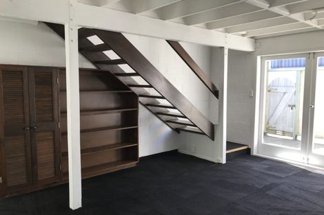 Photo of property in 11 Mckinley Crescent, Brooklyn, Wellington, 6021