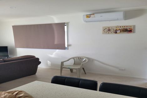 Photo of property in 48a Nikau Street, New Lynn, Auckland, 0600