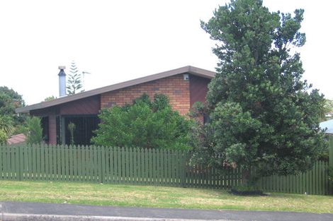 Photo of property in 1/157 Spinella Drive, Bayview, Auckland, 0629
