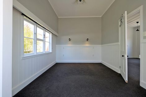 Photo of property in 3 Orlando Street, Stratford, 4332