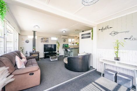 Photo of property in 90 Keith Street, Roslyn, Palmerston North, 4414