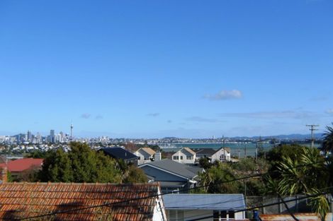 Photo of property in 60 Jutland Road, Hauraki, Auckland, 0622