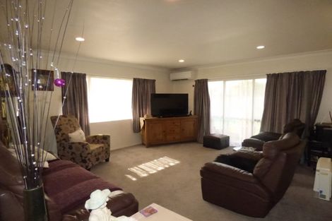 Photo of property in 14 Loveridge Place, Morrinsville, 3300