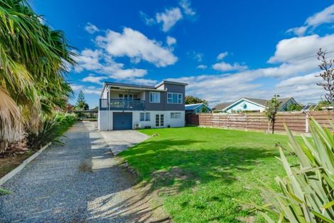 Photo of property in 19 Mahana Road, Paraparaumu Beach, Paraparaumu, 5032