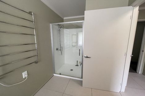 Photo of property in 16 Forest Heights, Wanaka, 9305