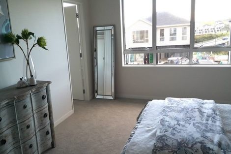 Photo of property in 98 Godfrey Drive, Orewa, 0931