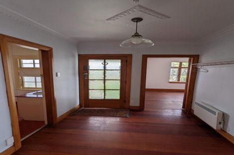 Photo of property in 5 Golf Road, Paraparaumu Beach, Paraparaumu, 5032