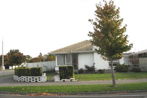 Photo of property in 23 Maidstone Road, Ilam, Christchurch, 8041